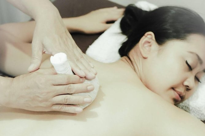 1.5 Hours Traditional Thai Massage with Herbal Compress - Free Transportation - The welcome: cool tea, towels, and clean feet
