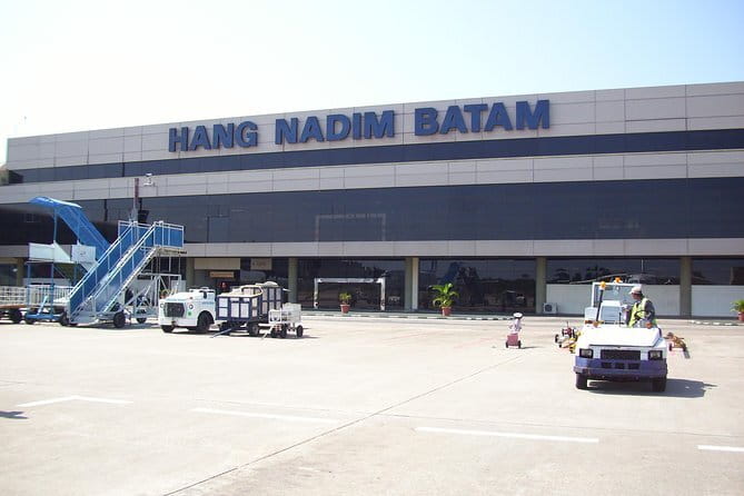 1 Day Batam City Tour with Ferry Ticket, Lunch and Massage - Batik, layer cake, and the massage stop