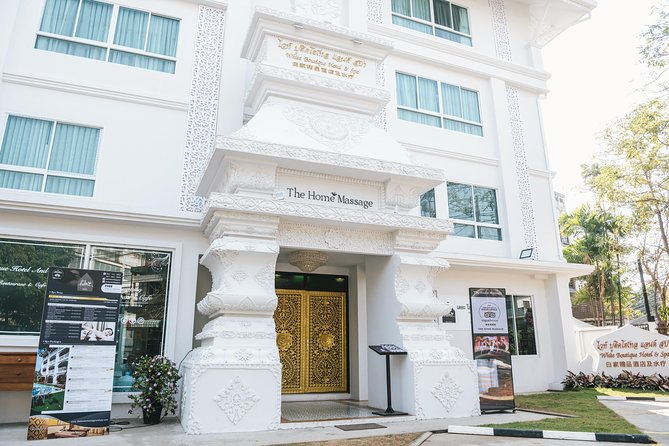 1 Hour Deep Tissue Thai Massage with Balm - Free Transportation - Key points at a glance