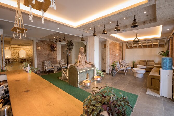 10 Days Ayurveda & Yoga Retreat in Kathmandu, Nepal - What the first day is likely to feel like