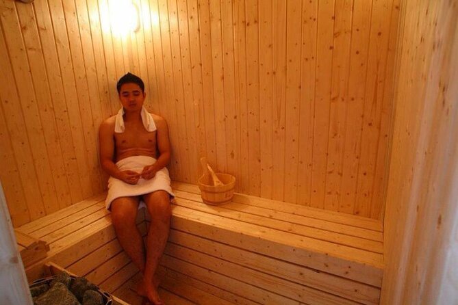 2 Hours full body Massage Spa Package in Kathmandu - The first hour: full-body massage