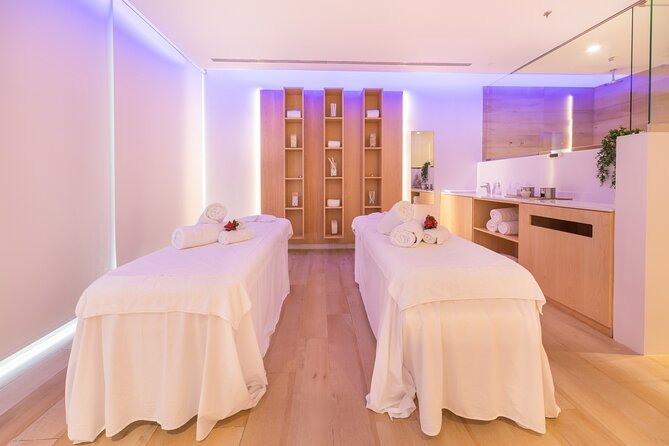 25 Minute Couples Massage with Spa Access - Cava, Towels, and What You Need to Pack