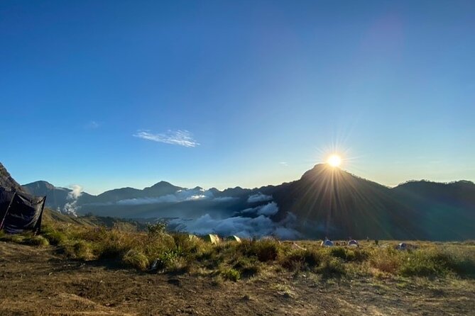 3D/2N Rinjani trekking summit,lake and hot springs. - What the three-day route really involves