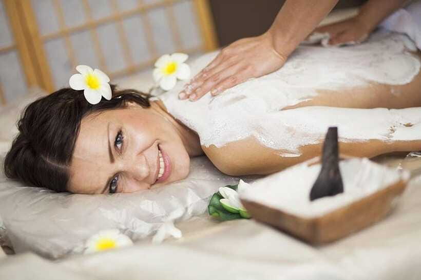 4 Hours Ultimate Spa Experience - Creambath, hair care, and the final hour