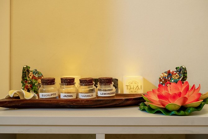 60 min Thai & Bali Massage at THAI SPA MASSAGE BARCELONA - Essential oils and your choice of aroma