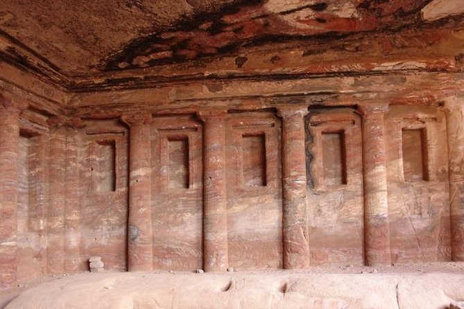 7-Day Private Tour, Jordan's Wellness - Day 4: Petra from the Siq to the ancient city