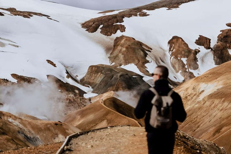 A day in Kerlingarfjöll: Highlands and hot springs - Lunch at Highland Base