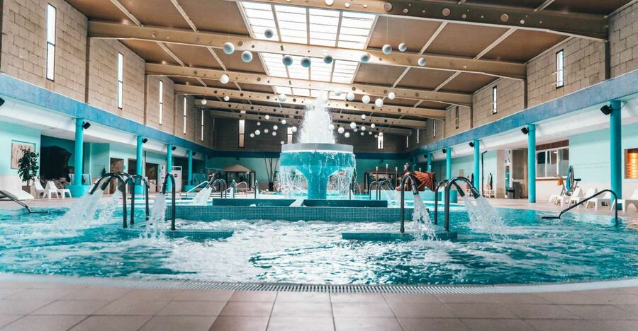 Adeje: Aqua Club Thermal Spa Entry Ticket - The cold toning pool and saltwater floatarium
