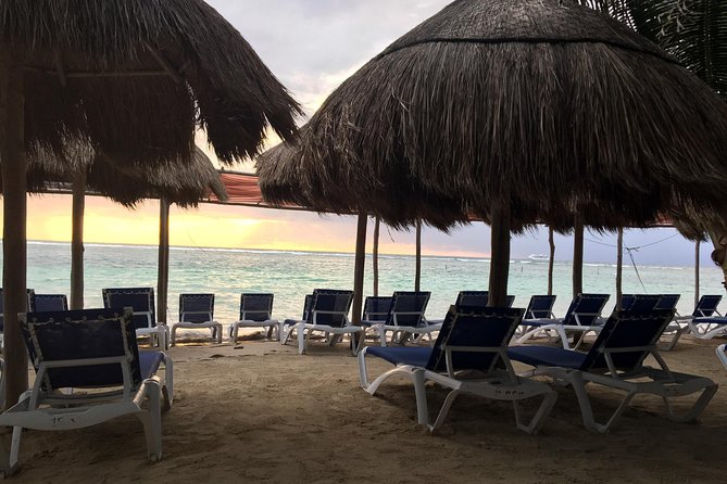 ADULTS GOLD A day at the beach at Los Arrecifes Restaurant-Open Bar And Massage. - Food at the restaurant costs extra
