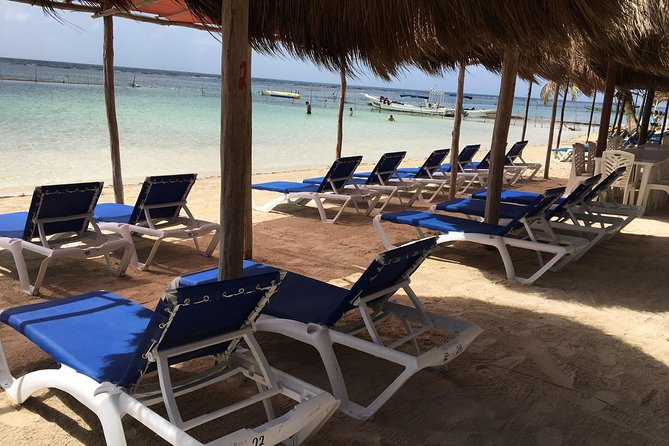 ADULTS GOLD A day at the beach at Los Arrecifes Restaurant-Open Bar And Massage. - What the beach is really like