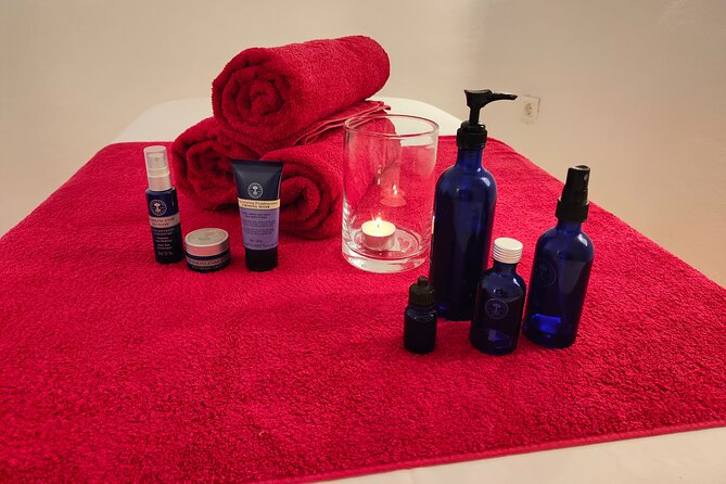 Akrotiri: Couples Massage & Pool Day Access - Timing, transport, and small practical details