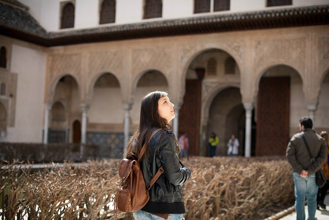 Alhambra Tour and Nazaries Palaces with Hammam Massage Experience - Alcazaba: stone walls and wide city views