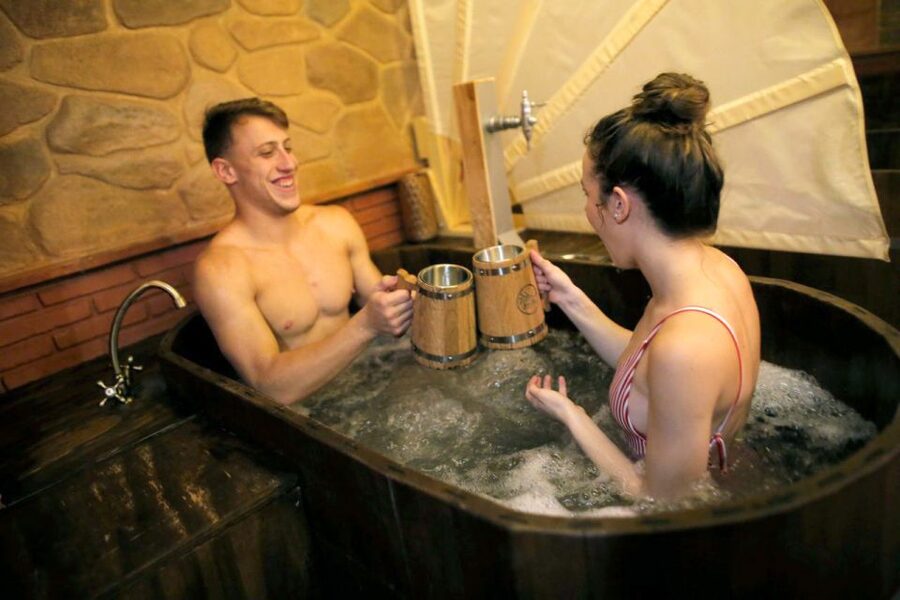Alicante: Beer Spa Experience with Tastings and Snacks - A beer spa in Alicante, not a brewery tour