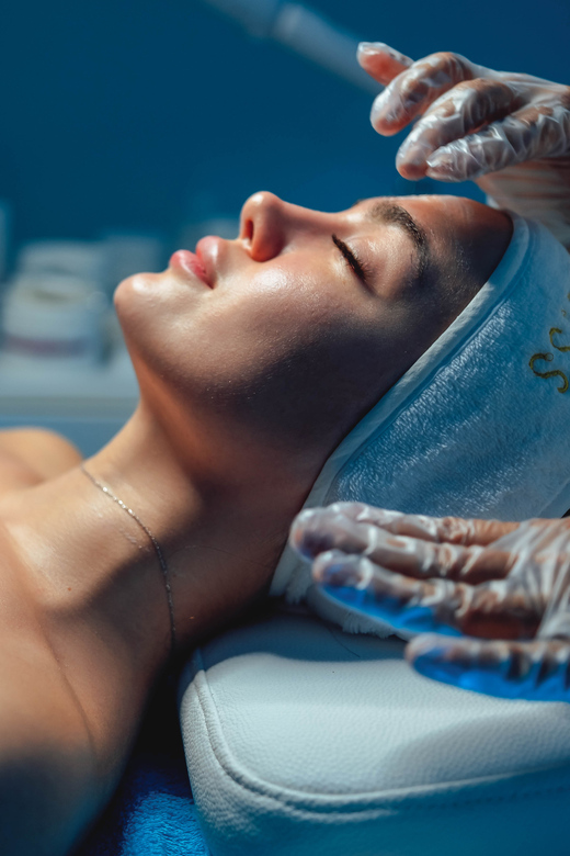 Antalya: Spa and Skin Care Experience with Massage and Drink - Sauna or salt room: two different ways to slow down