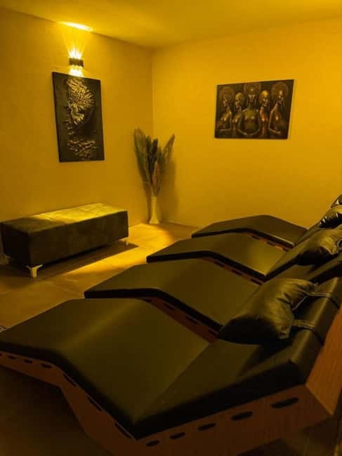 Antalya: Turkish Bath with Peeling Foam and Oil Massage - The 20-minute olive-oil massage