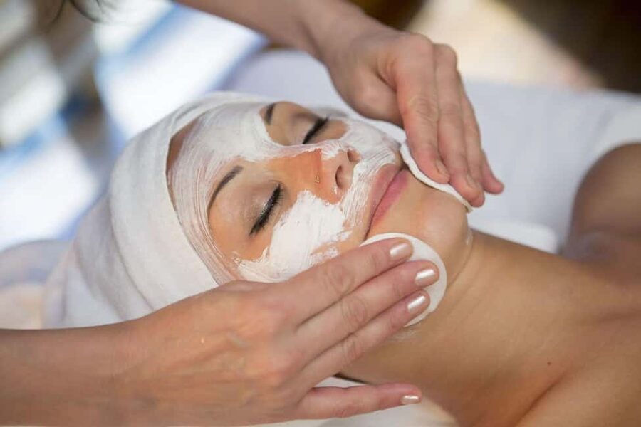 Antalya: Turkish Bath with Sauna, Scrub, Foam & Oil Massage - A 20-minute aromatic oil massage