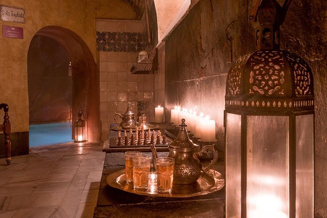 Arabian Baths and 30' Massage at Madrid's Hammam Al Ándalus - The water journey through pools and rooms