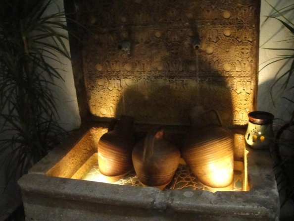 Arabian Baths Experience at Malaga’s Hammam Al Andalus - Entering the Candlelit Baths in Málaga’s Old Town