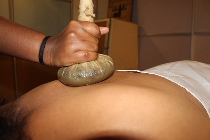 Ayurvedic Massages & Treatments - A one-hour Ayurvedic pause in Kumily