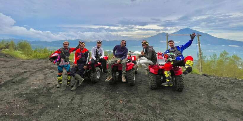 Bali: ATV Batur Sunrise, Lava, Pine Forest and Hot Spring - Waiting for sunrise near Mount Batur