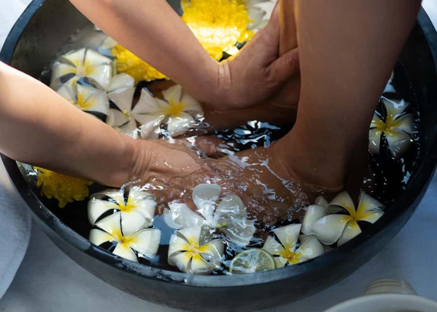 Bali: Balinese Ancient Healing Massage Experience - A resort spa rather than a quick roadside massage