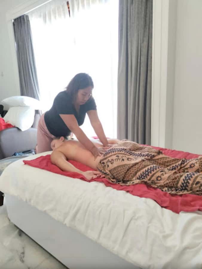 Bali: Balinese Full-Body Massage at your Accommodation - What happens when the masseur arrives