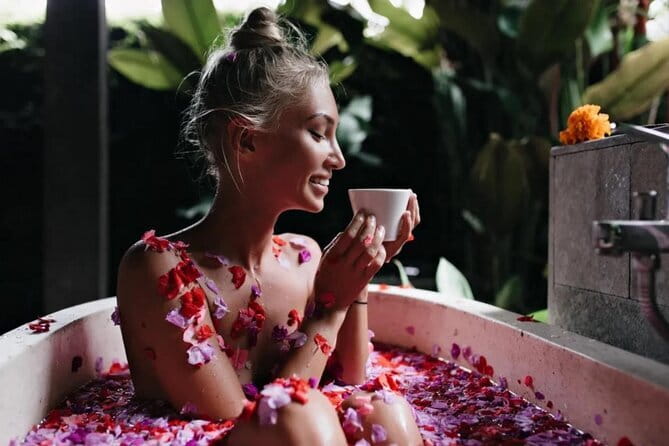 Bali Kuta Luxury Spa Massage Scrub Flowerbath 2 Hour treatment - Key points at a glance