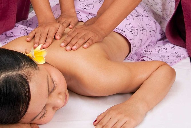 Bali Luxury Spa 2 Hour massage & Flower bath - What happens from foot wash to flower bath