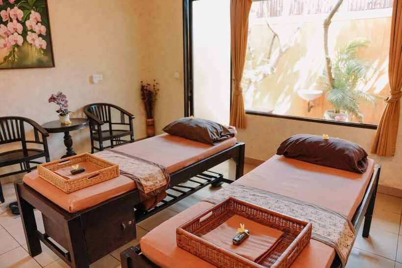 Bali: Luxury Spa Balinese Massage scrub Flower bath 2 Hour - Transfers can save you more than the price suggests