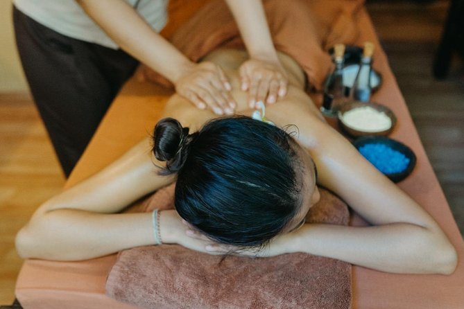 Bali Luxury Spa Massage and flower Bath 2 hour Treatmen - The flower bath is lovely, but know the setup