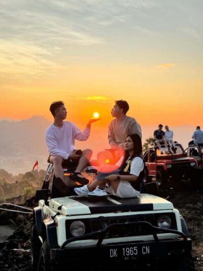 Mount batur jeep sunrise & natural hot springs