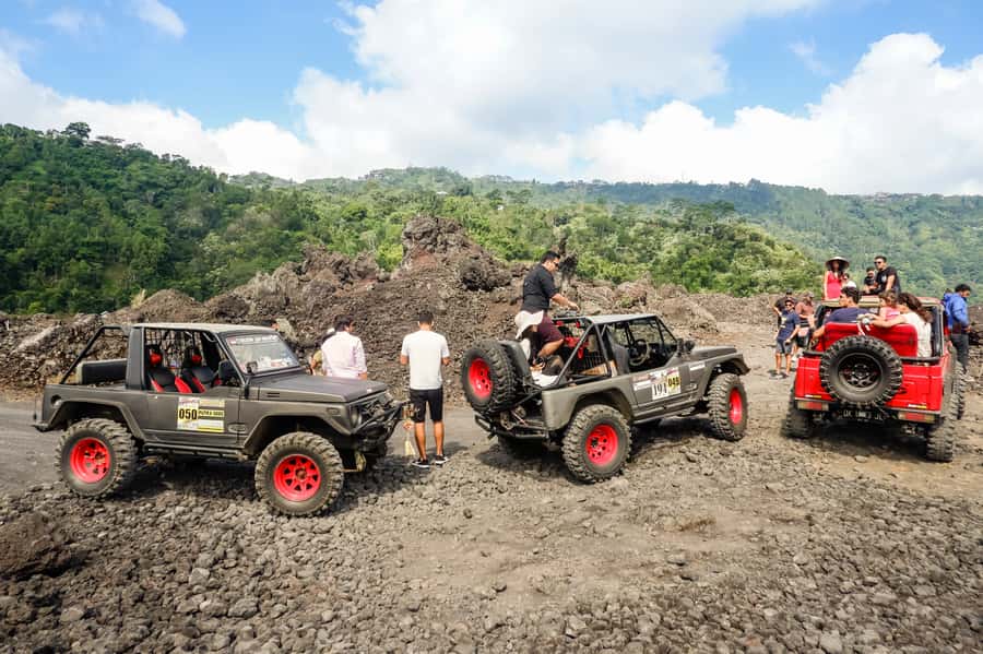 Bali/Mount Batur: Private Sunrise Jeep Tour & Hot Spring - The 3 a.m. start from Bali’s resort belt