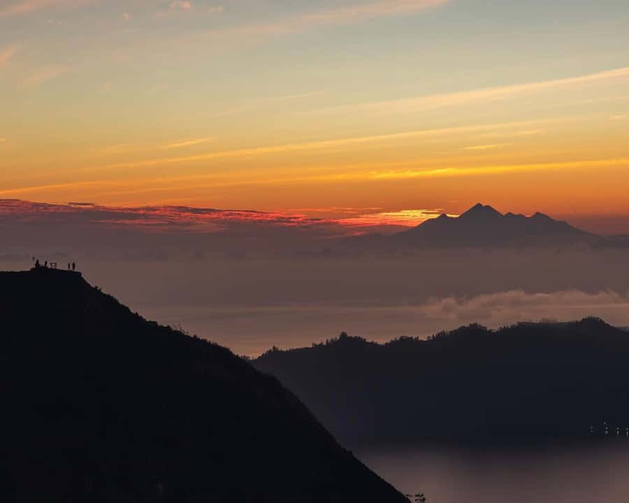 Bali: Mount Batur Sunrise Hike with Breakfast & Hot Spring - Who should book this hike?
