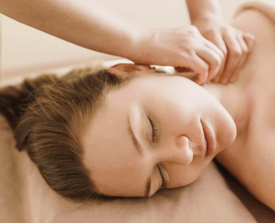 Bali Spa Package Experience at Your Residence - The first stage: traditional Balinese massage