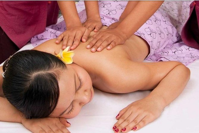 Bali Spa Tour, Beaches, Uluwatu Temple Sunset & Jimbaran Bay Dinner - Timing, clothing, and practical planning