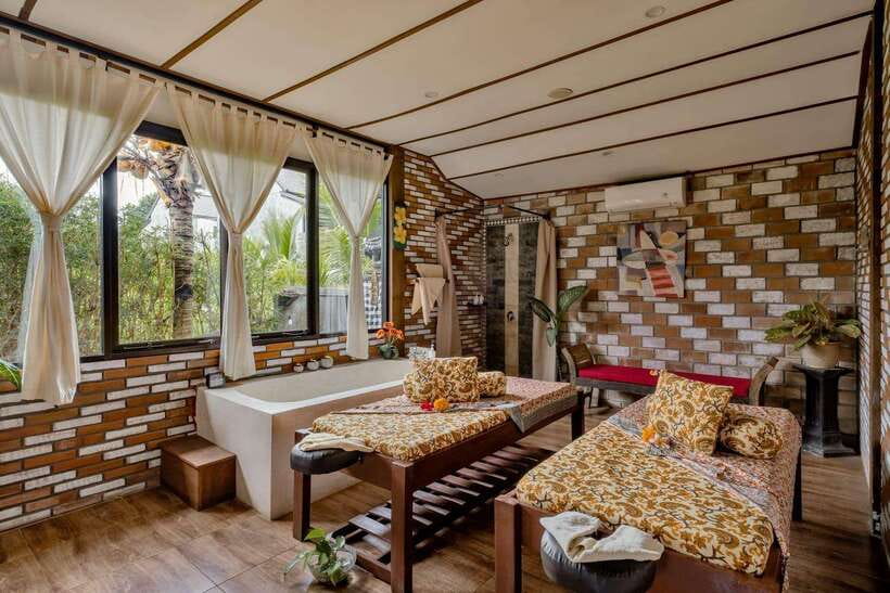 Bali: Ubud Spa Balinese Massage Scrub Flowerbath 2 hour - A two-hour pause in the middle of Ubud