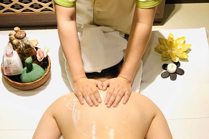 Bamboo and Natural Oil Massage Experience in Da Nang - Reading the Da Nang stop list correctly