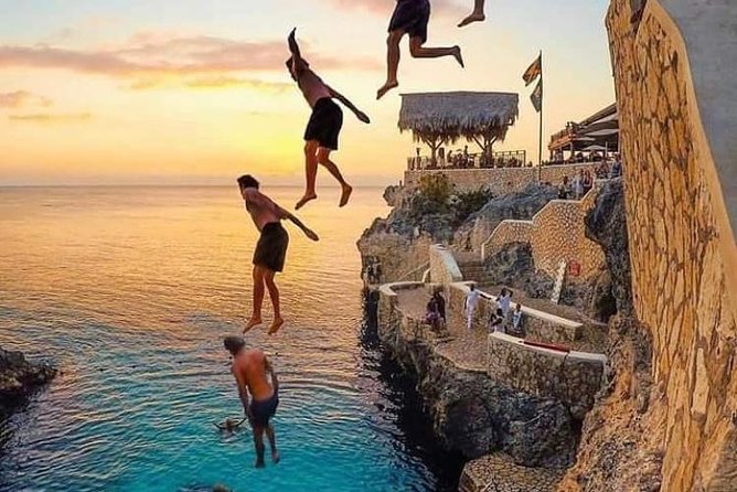 Bamboo Rafting and Limestone Foot Massage with Ricks Cafe Private Tour - A slow river ride, followed by Jamaica’s famous sunset stop