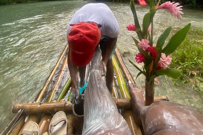 Bamboo Rafting and Limestone Massage at Lethe River Montego Bay - How the guides shape the experience