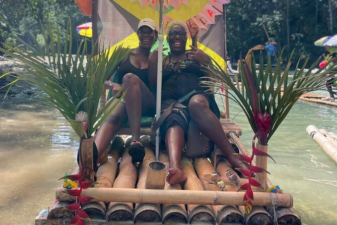 Bamboo rafting & limestone massage on the Great River!(lethe) - Your first moments on the bamboo raft