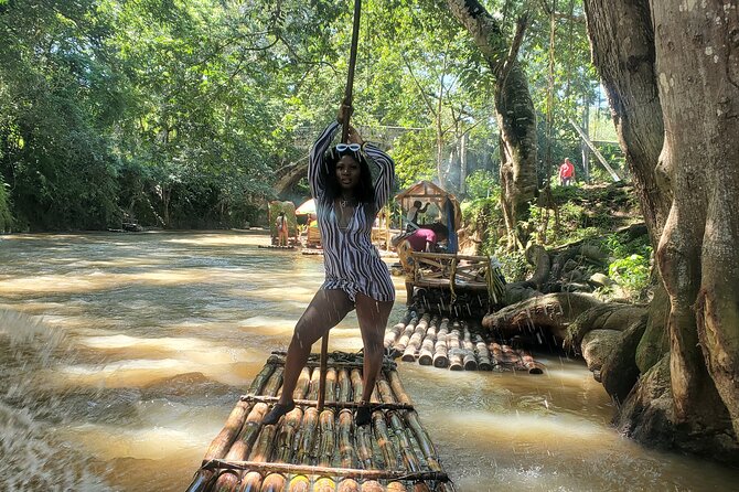 Bamboo rafting with limestone foot massage. - The limestone foot massage