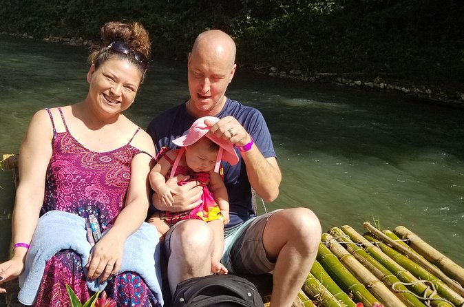 Bamboo River rafting with Limestone massage - A group experience with a personal feel