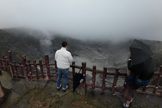 Bandung Volcano Sightseeing and Hot Spring Private Tour - Rengganis Crater and the Feel of Live Geothermal Ground