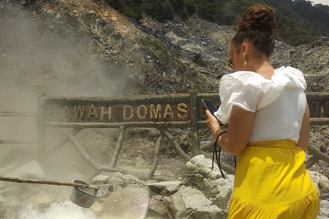 Bandung Volcano Sightseeing and Hot Spring Private Tour - Sari Ater Hot Spring: Two Hours in Warm Water