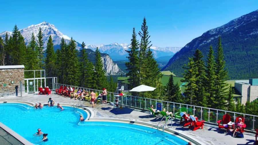 Banff: Gondola, Hot Springs, Bow falls & Three lakes tour - Lake Minnewanka is the best place for a paid add-on