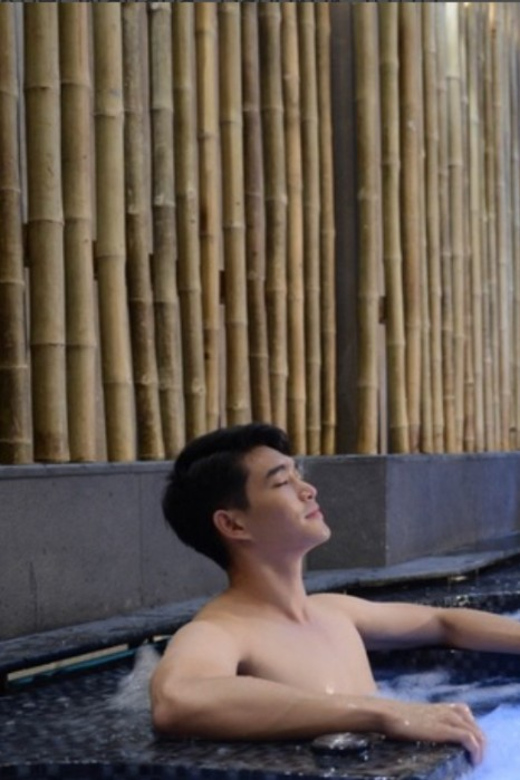 Bangkok: Let's Relax Onsen Thonglor E-Voucher - Massage choices: Thai tradition or gentler aromatherapy