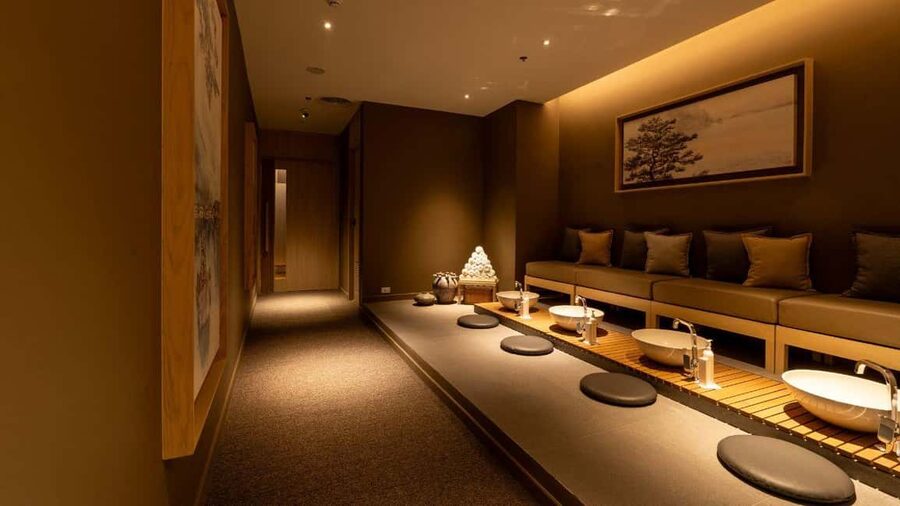 Bangkok: Let's Relax Spa Lumpini E-Voucher - Tea, snacks, and mango sticky rice