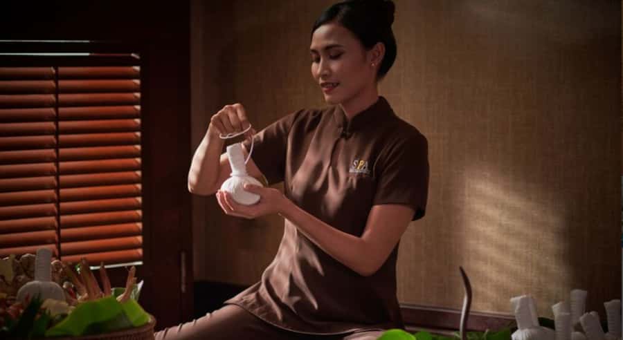 Bangkok: The Peninsula Spa At The Peninsula Hotel E-Voucher - Booking the voucher without a surprise