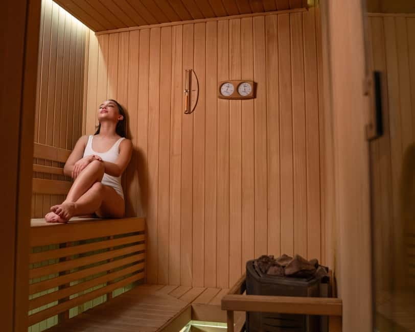 Bangkok: W Hotel Pool & Gym Experience - Timing, cancellation, and what to bring