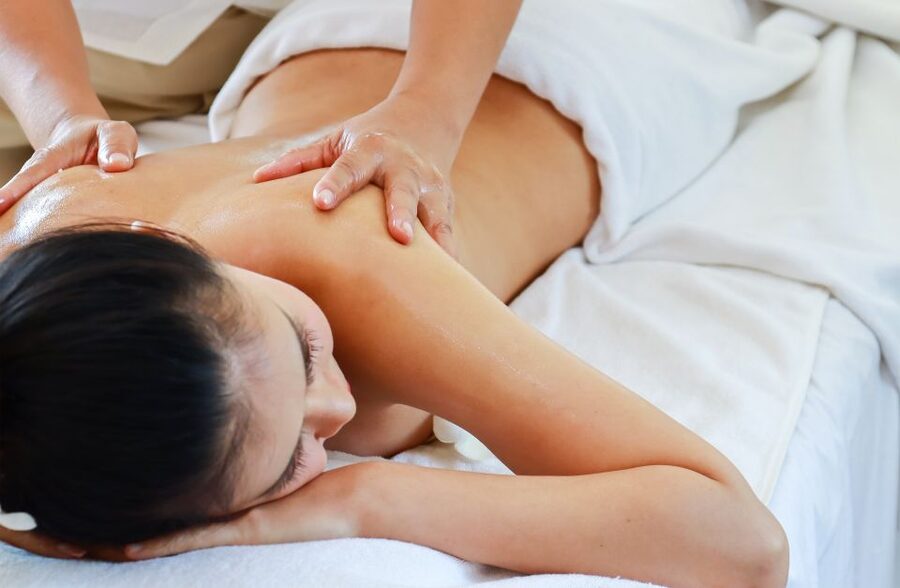 Bangkok: Wat Pho Thai Massage in Your Hotel Room - Your hotel room is the treatment room